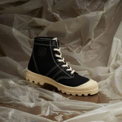 Pataugas AUTHENTIQUE/T F4G NOIR/MARFIL 13 Pataugas AUTHENTIQUE/T F4G NOIR/MARFIL -Pataugas Chaussures Boutique F Authentique T Noir Marfil